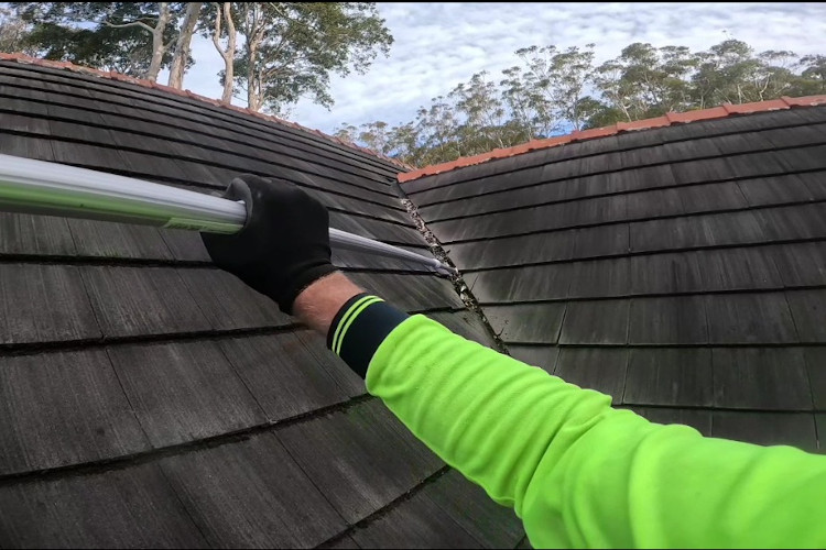 
Complete gutter cleaning, extending poles to guarantee clean valleys on steep roofs in batemansbay